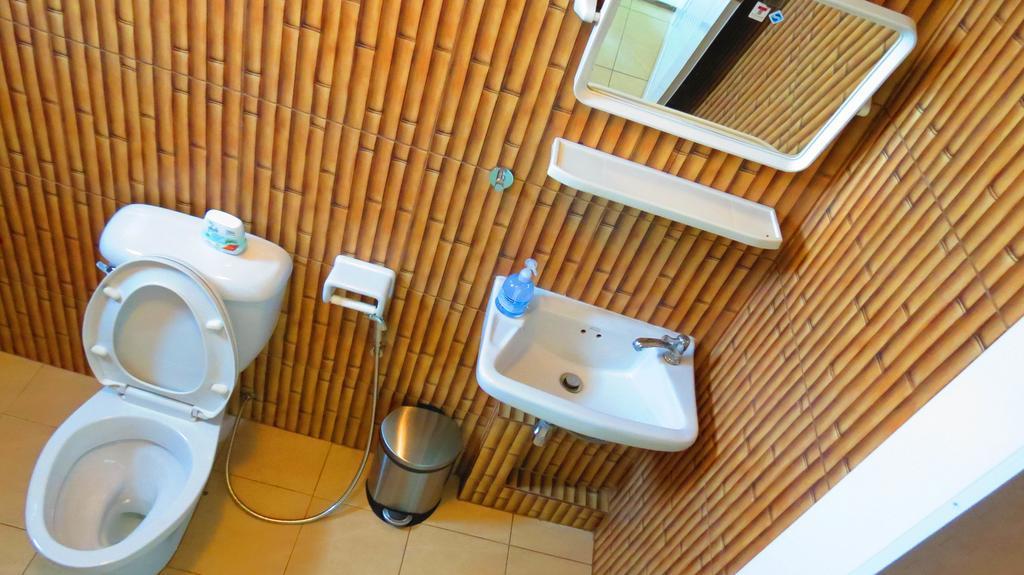 Potae'S House Hostel Chiang Mai Phòng bức ảnh