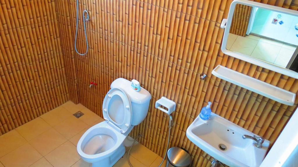 Potae'S House Hostel Chiang Mai Phòng bức ảnh